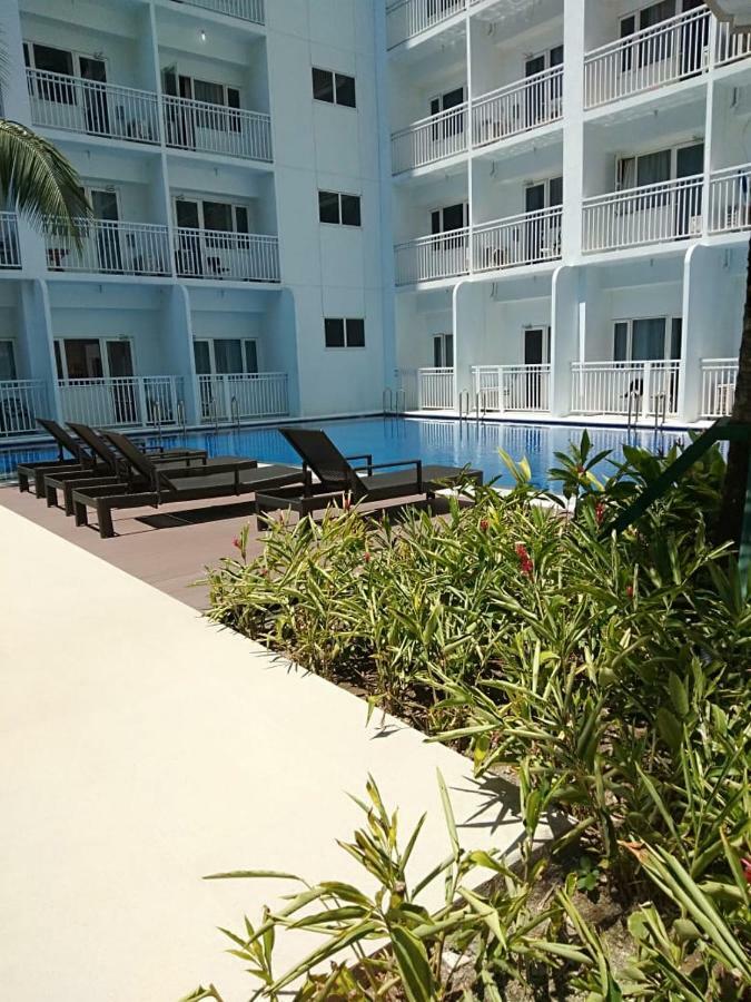 Shore Residences MOA Manila Exterior foto
